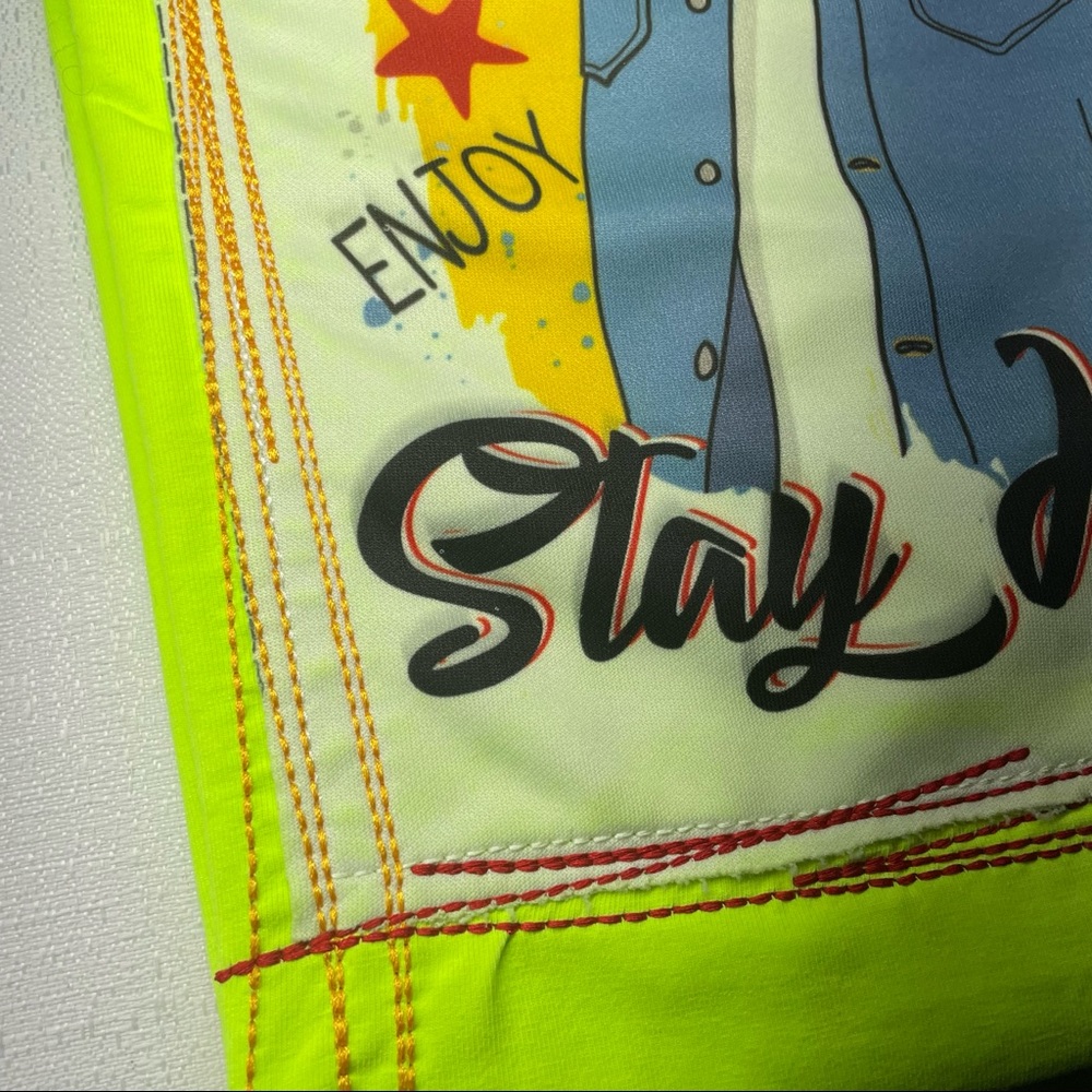 Switch Remarkable Men’s Graphic T-Shirt Short Sleeve L NWT Limited Edition - Picture 8 of 16
